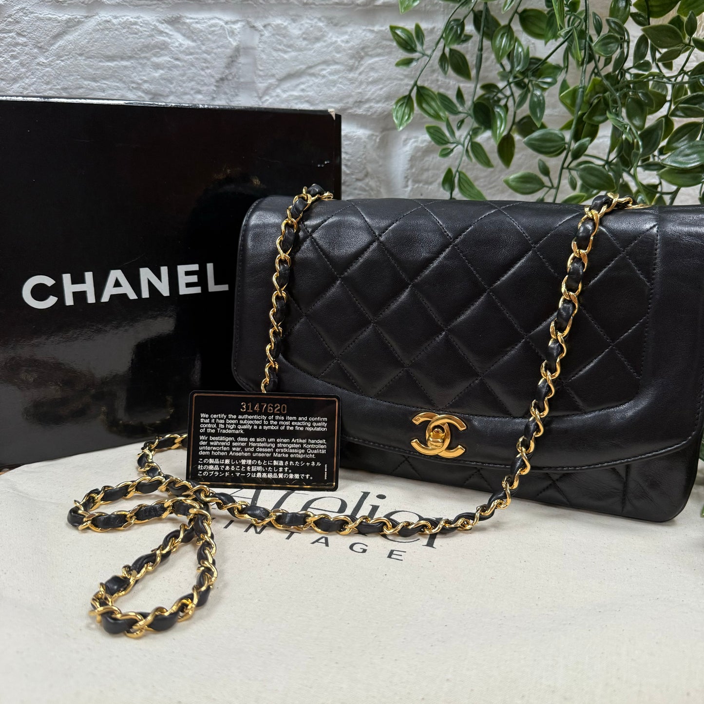 Chanel 1991 Vintage Classic Medium Diana