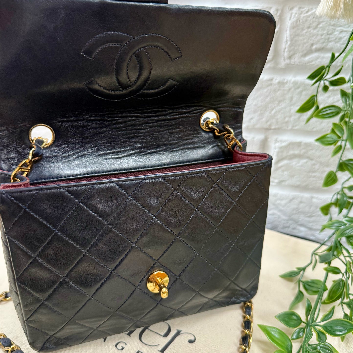 Chanel 1989 Classic Square Single Flap Medium - Navy