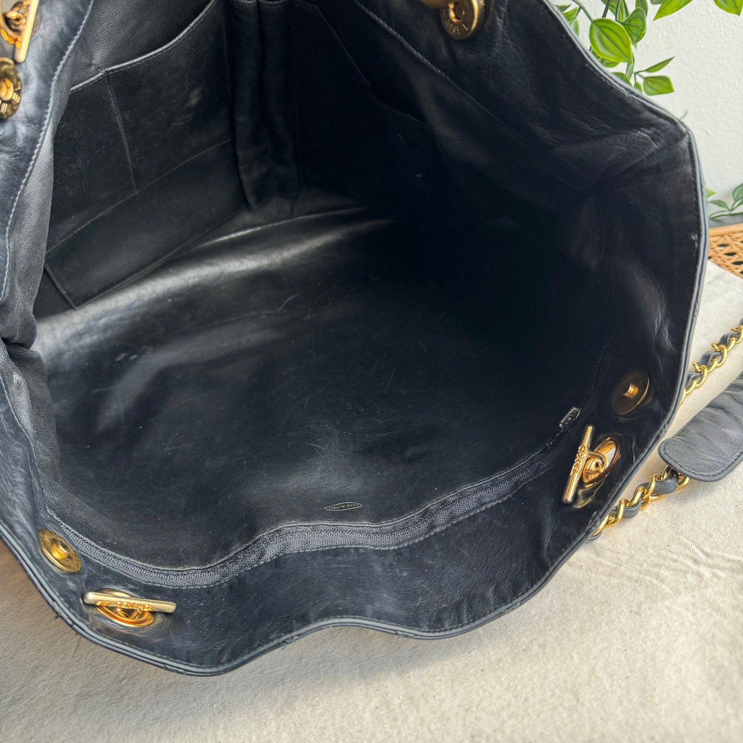 Chanel 1989 Vintage Tote