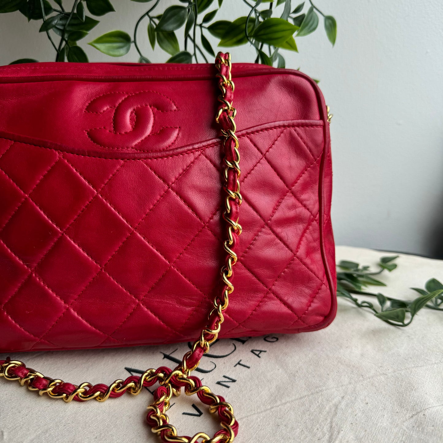 Chanel 1986 Red Vintage Tassel Camera Bag