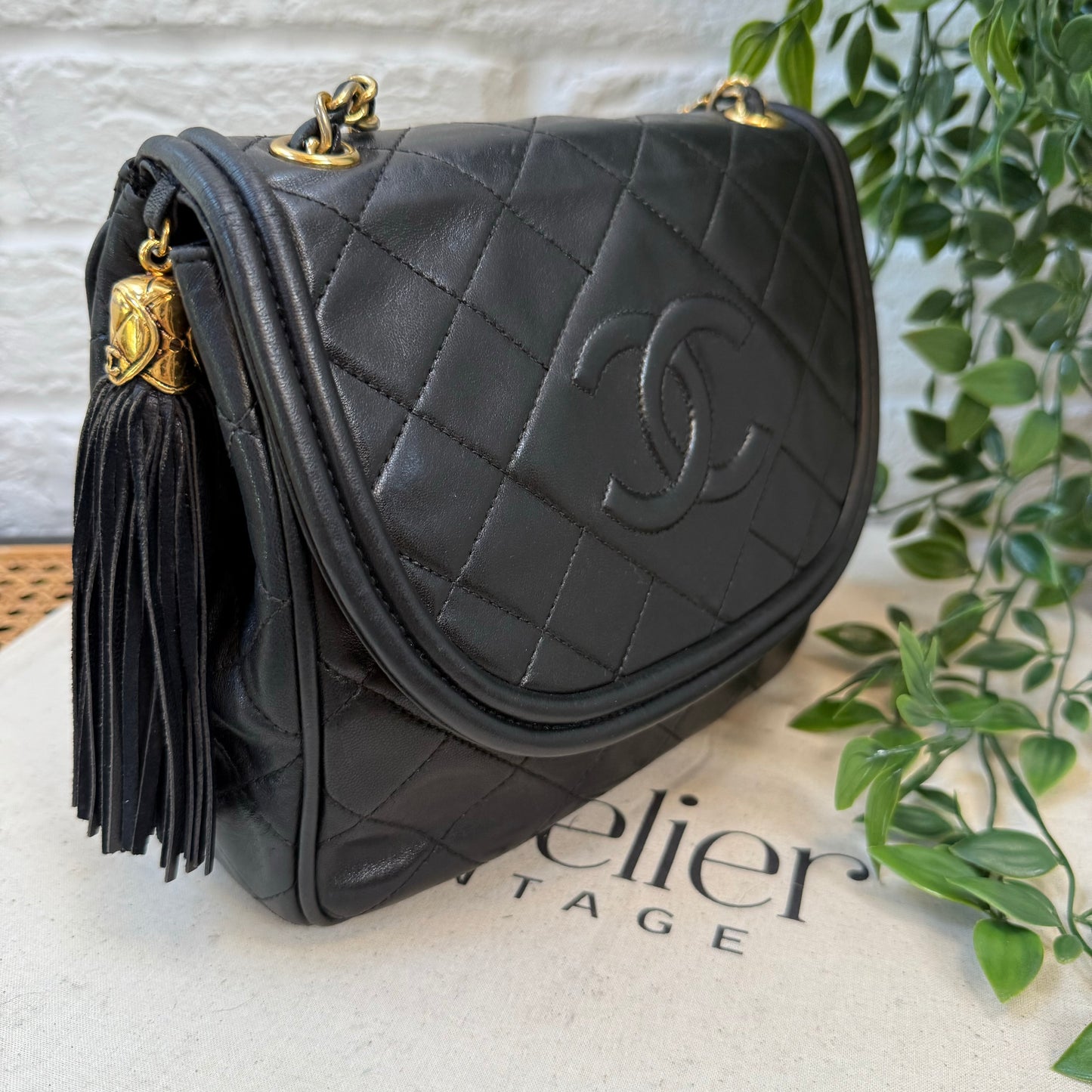 Chanel 1989 CC Quilted Tassel Single Flap