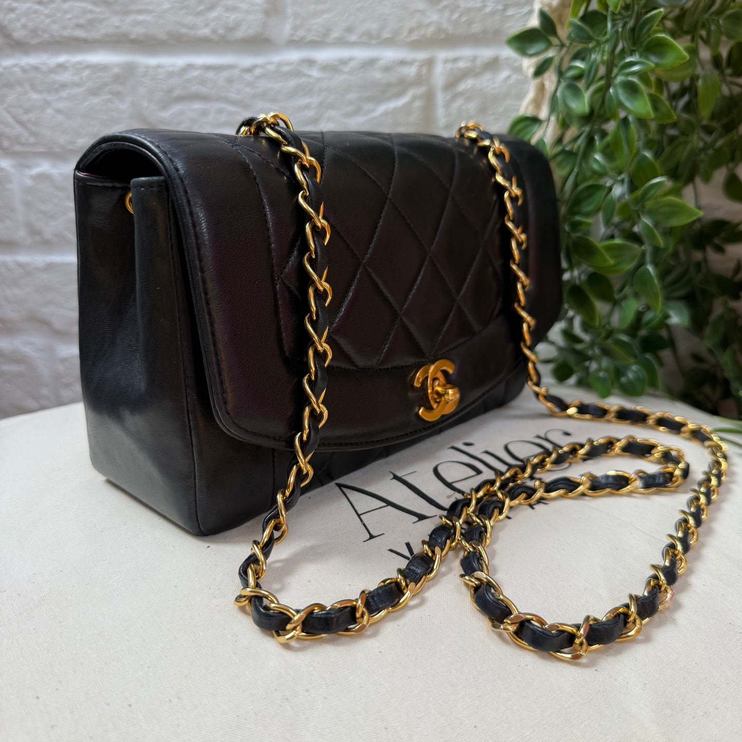Chanel 1991 Vintage Classic Diana Small
