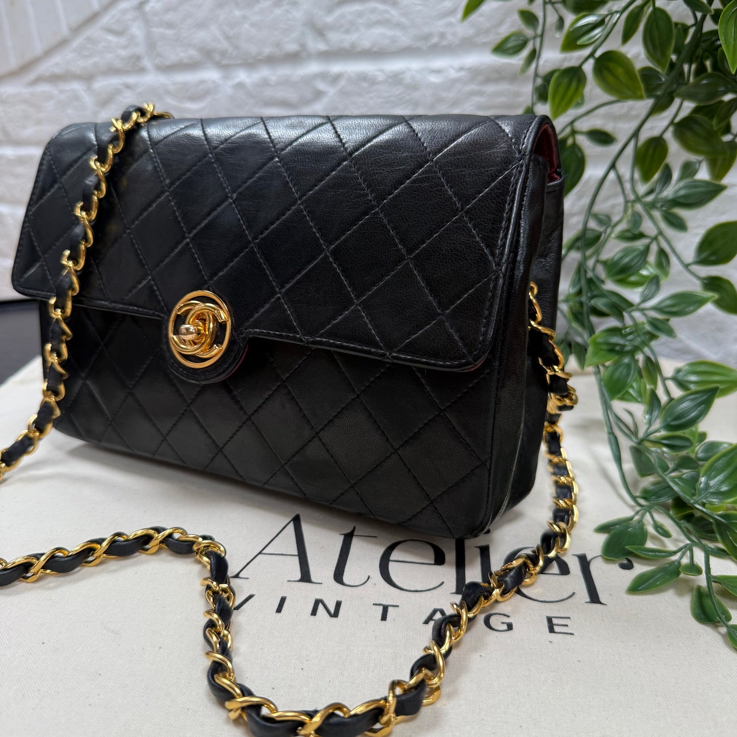 Chanel 1991 Circle CC Clasp Single Flap