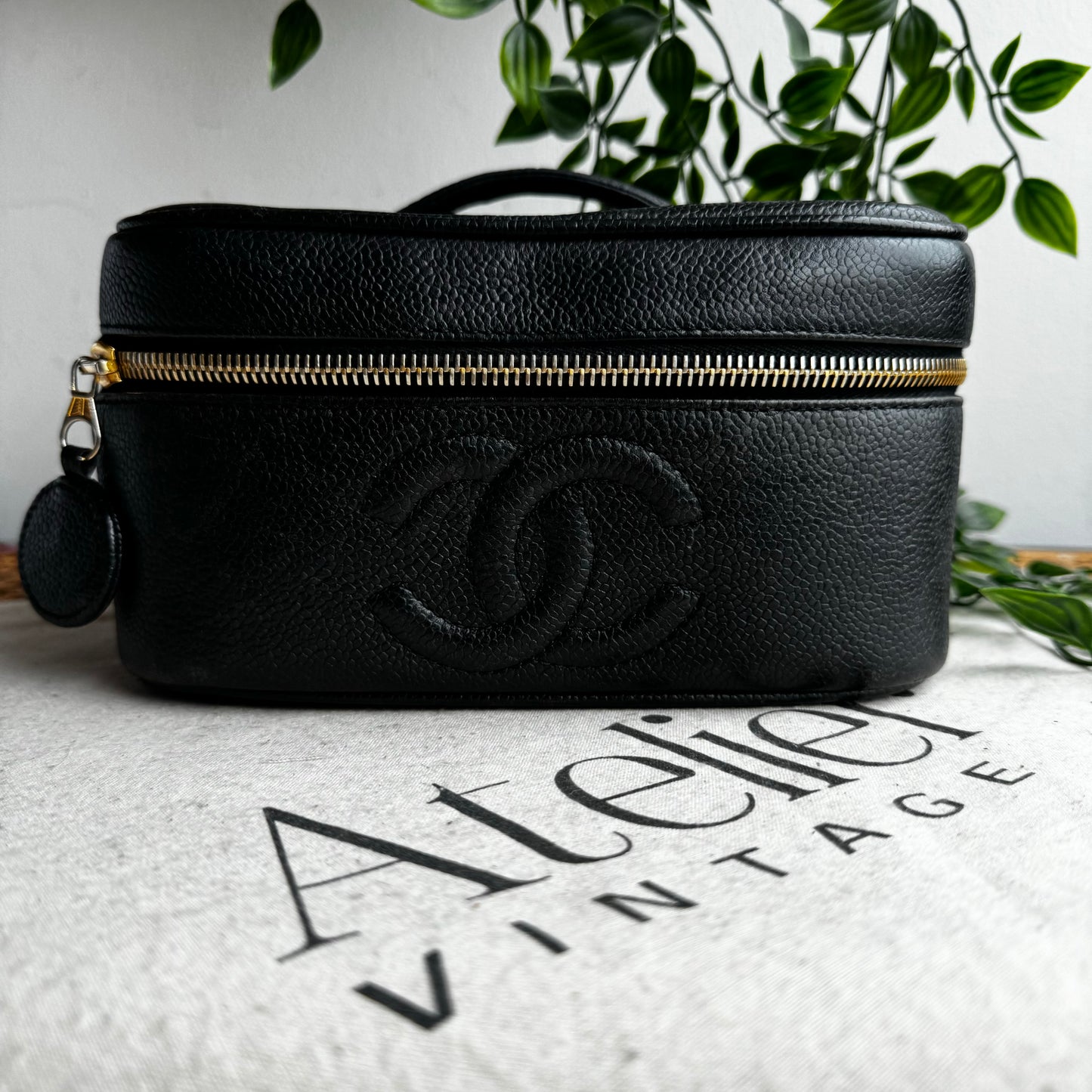 Chanel 1996 Caviar Leather Vintage Vanity Case