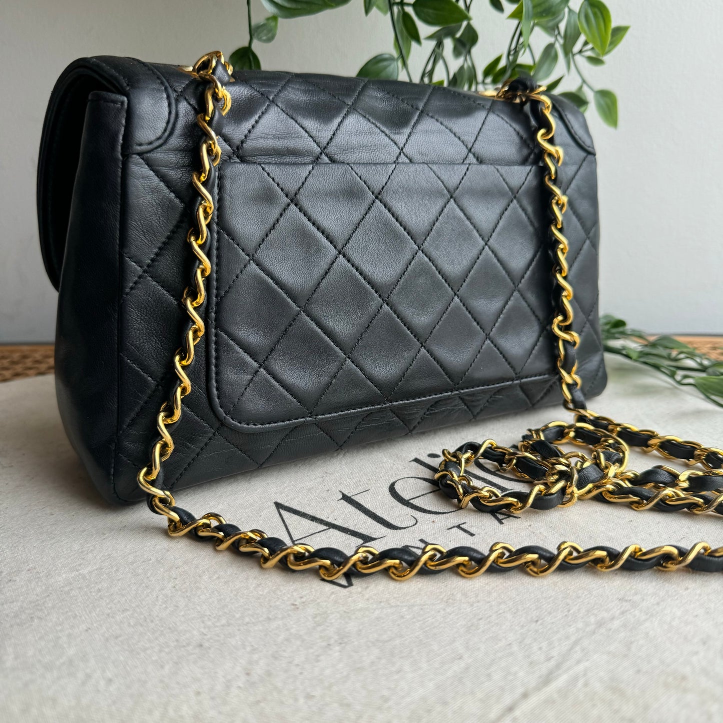 Chanel 1989 quilted Wave Single Flap & Purse