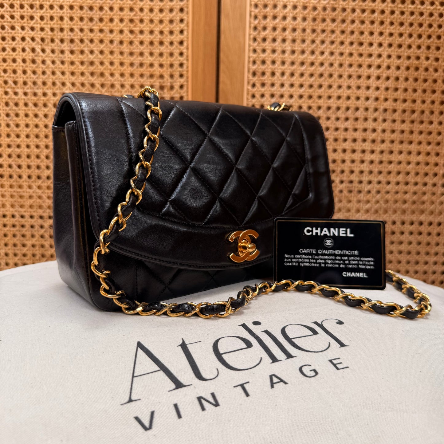 Chanel 1991 Vintage Classic Diana Small