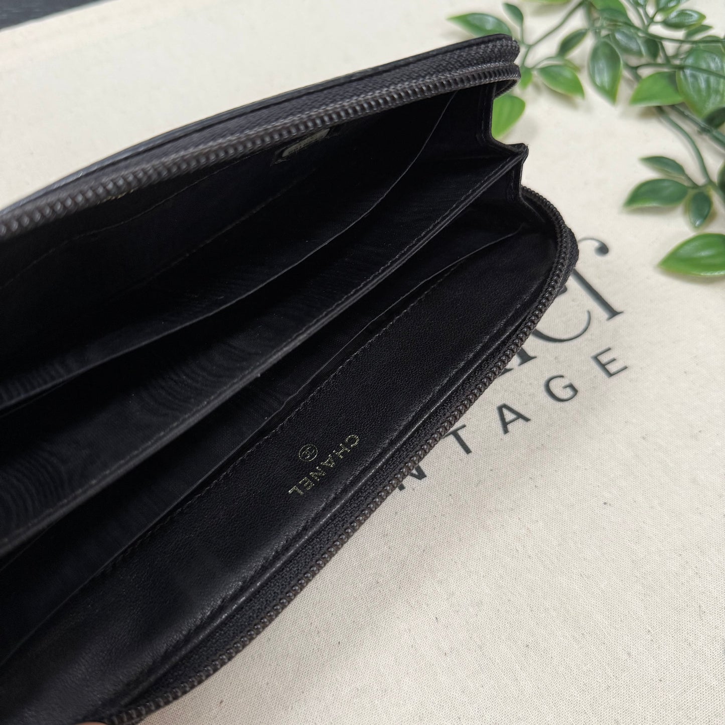 Chanel 2000 Caviar Leather Zip Around Purse