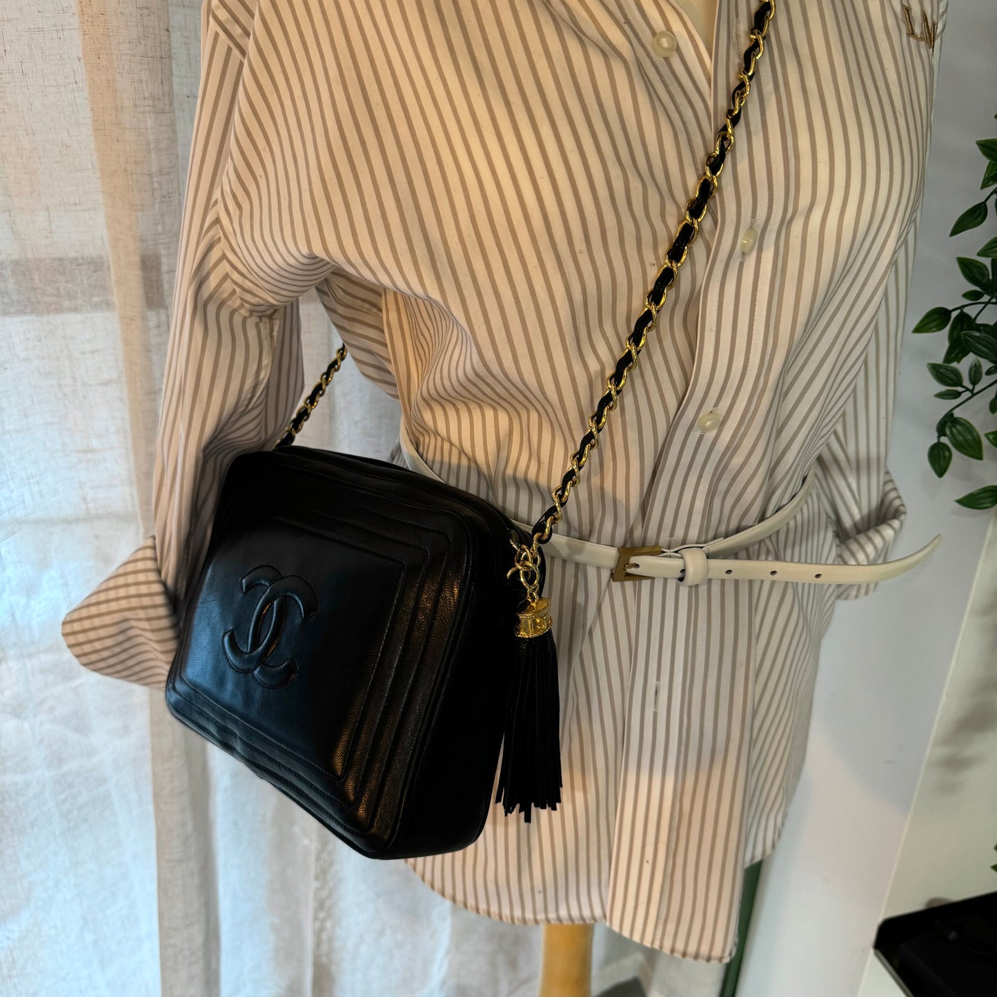 Chanel 1986 CC Quited Vintage Tassel Camera Bag