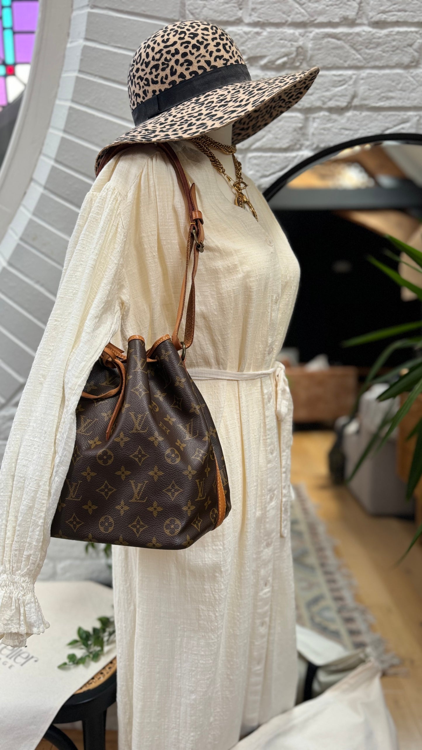 Louis Vuitton 1989 Noe MM