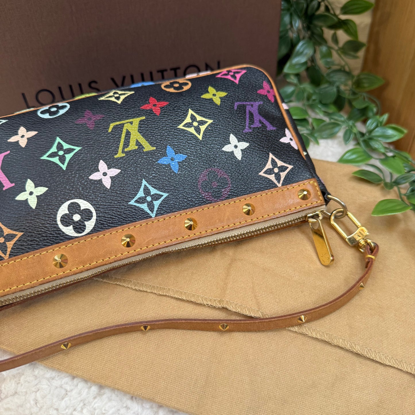 Louis Vuitton 2003 Murakami Black Multi Color Pochette Accesssoires