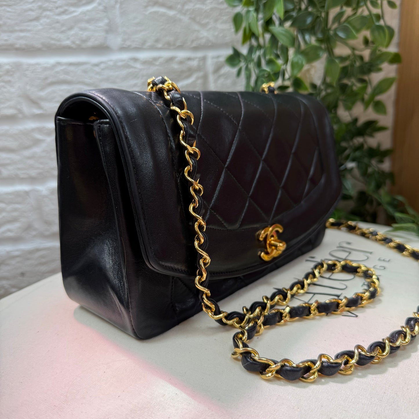 Chanel 1991 Vintage Classic Diana Small