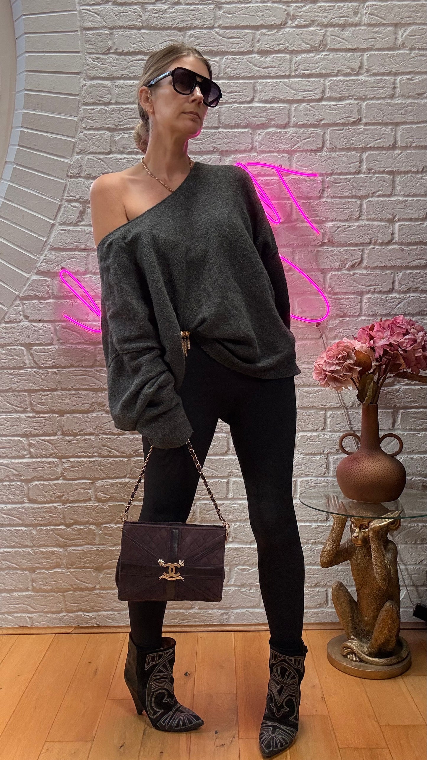 Chanel 2008 Bordeaux Limited Edition London & Paris Shoulder bag