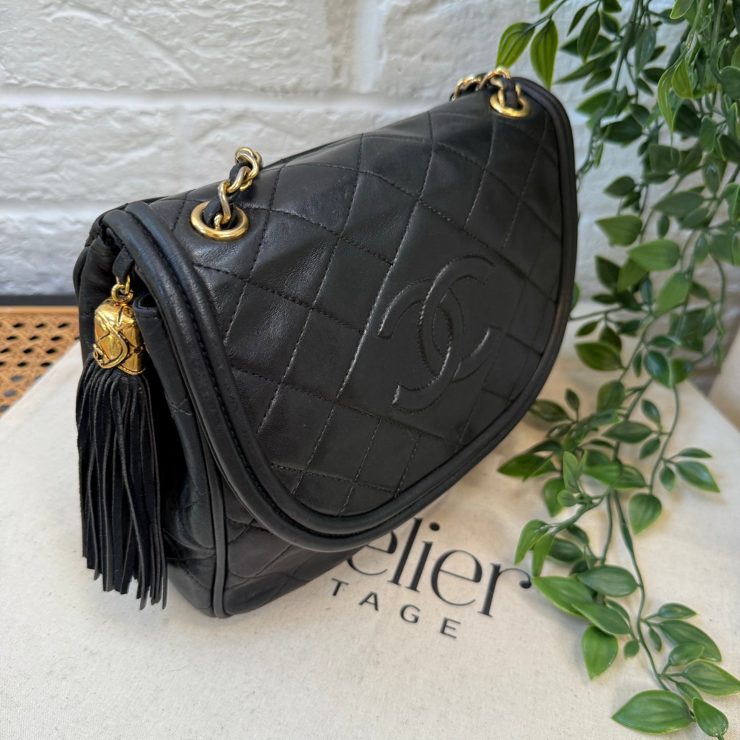 Chanel 1989 CC Quilted Tassel Single Flap