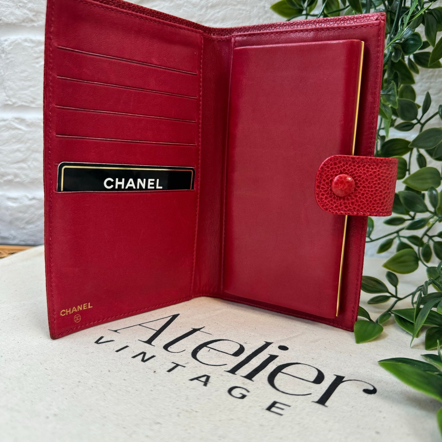 Chanel 1991 Caviar Leather Kiss Lock Purse