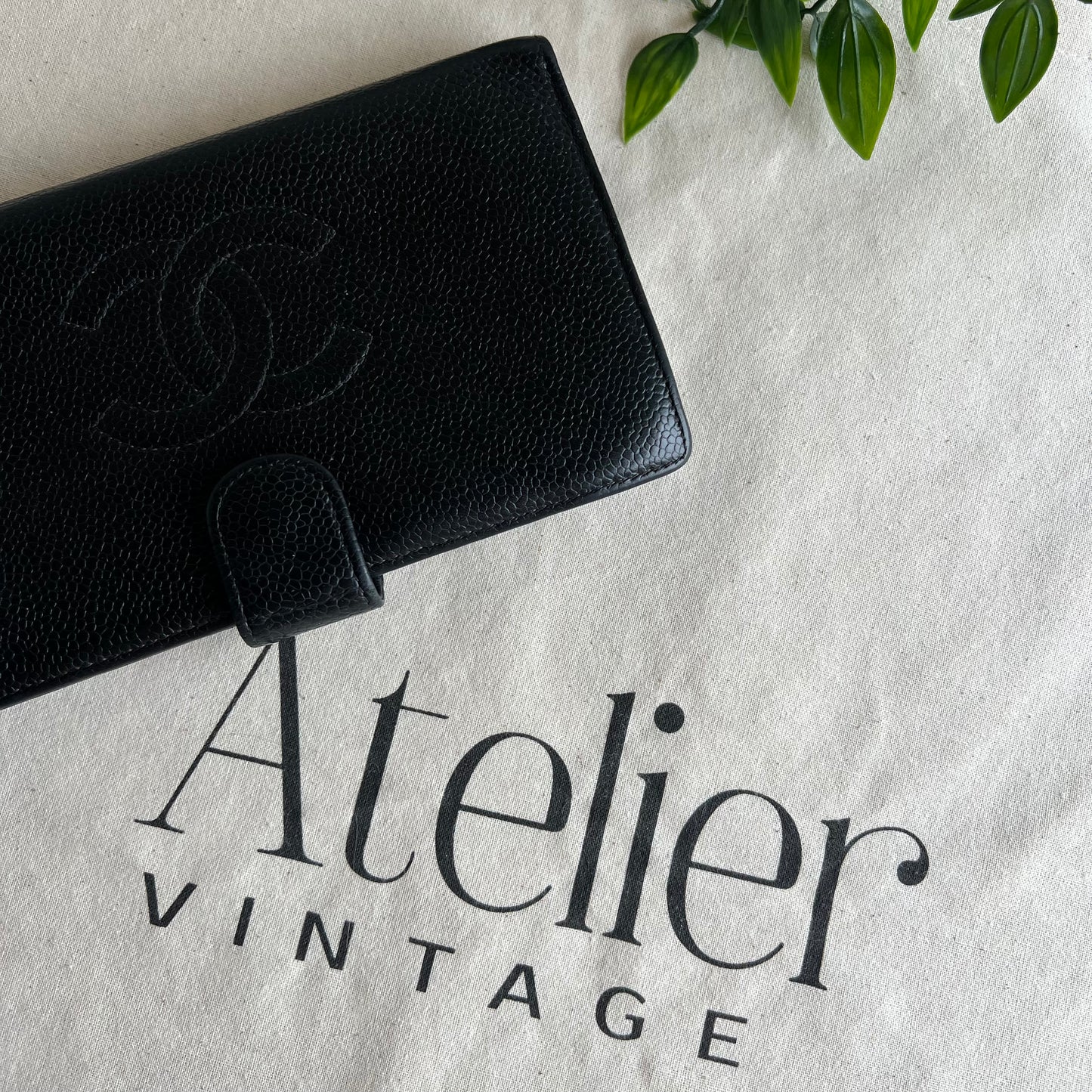 Chanel 2000 Caviar Leather Vintage Long Purse