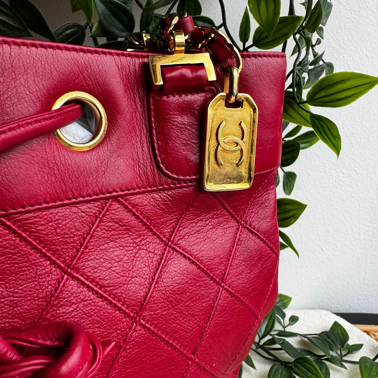 Chanel 1986 Vintage Tote