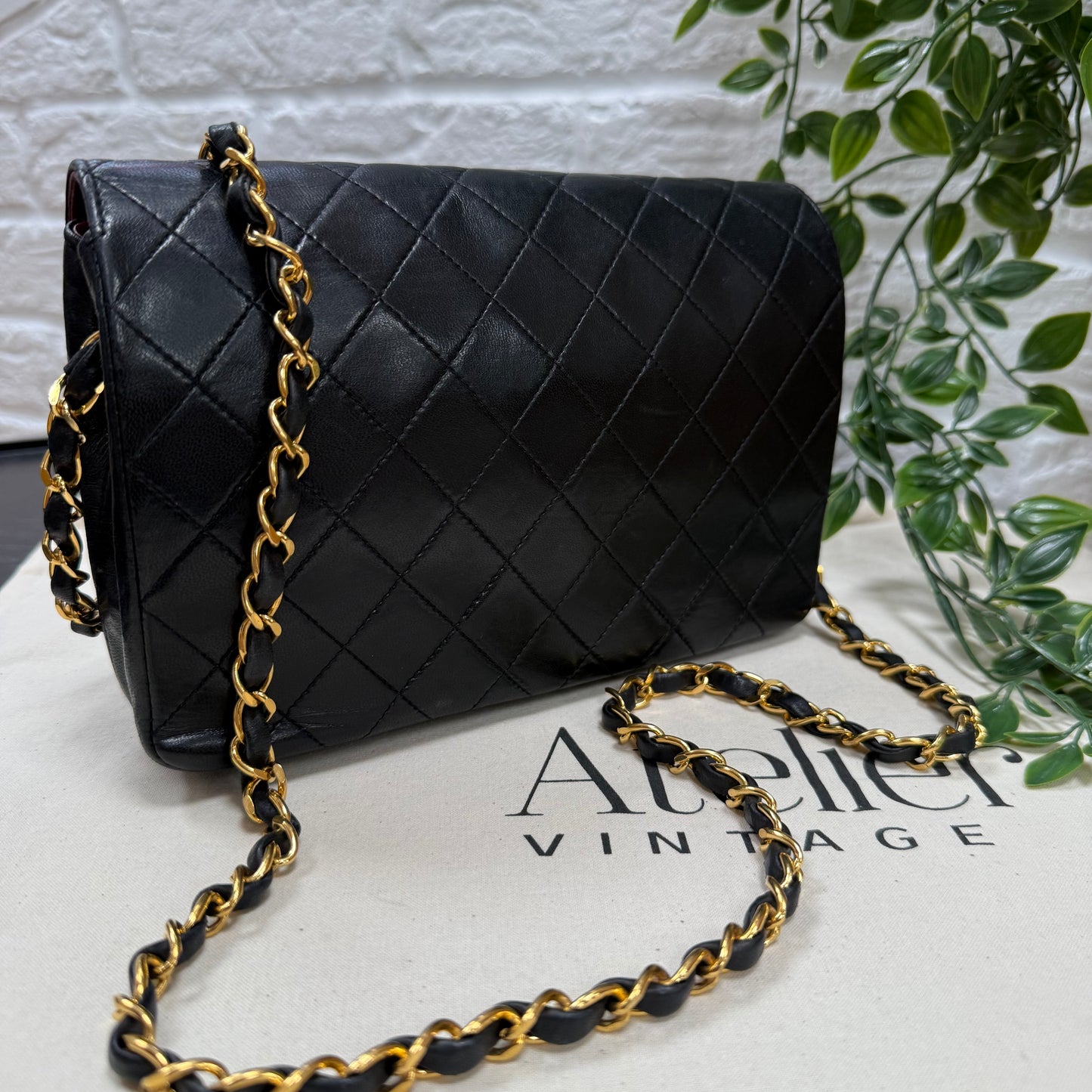 Chanel 1991 Circle CC Clasp Single Flap