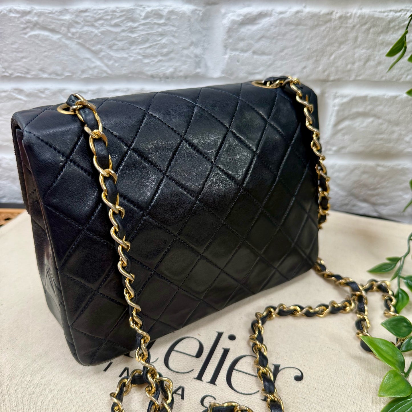 Chanel 1989 Classic Square Single Flap Medium - Navy