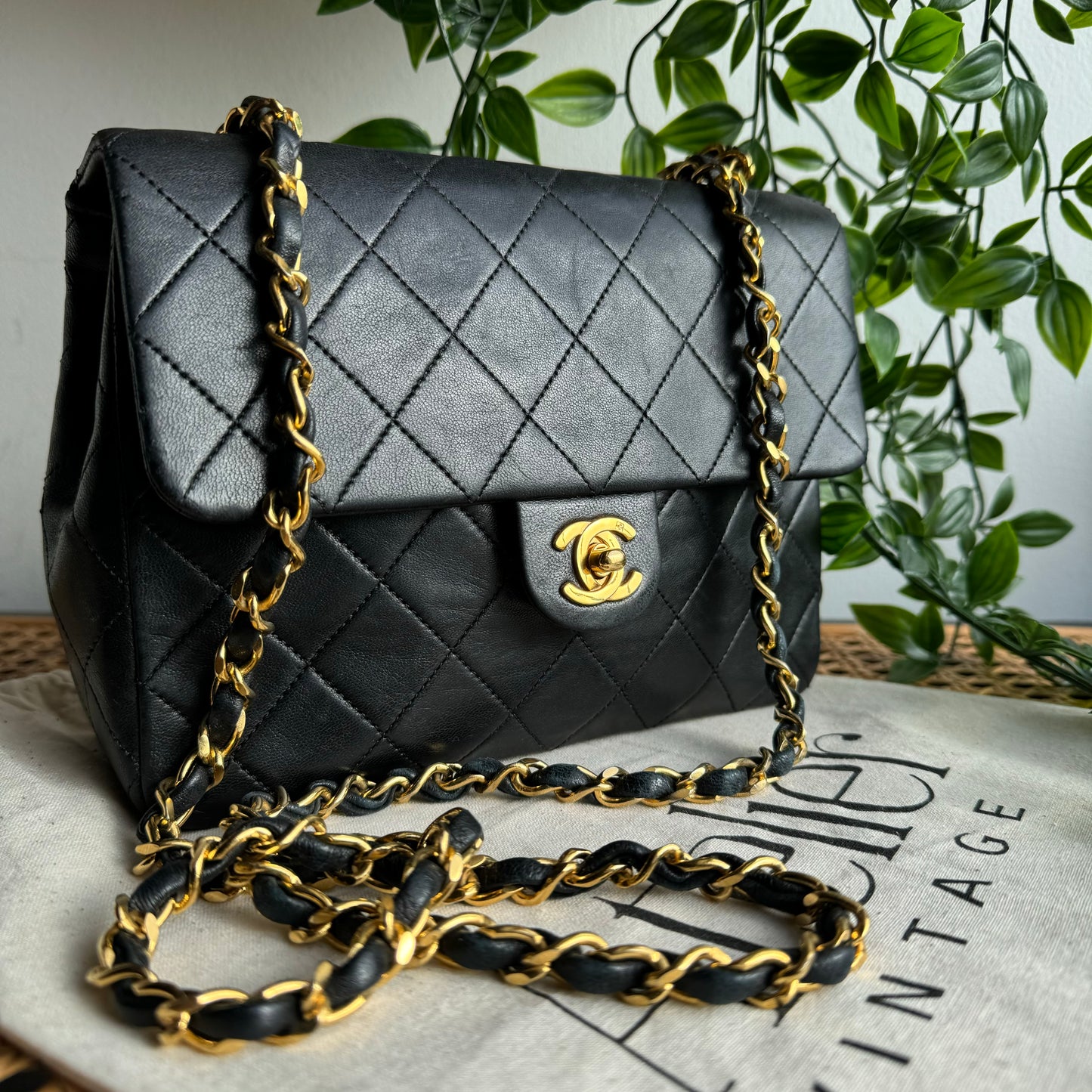Chanel 1989 Classic Single Flap Medium
