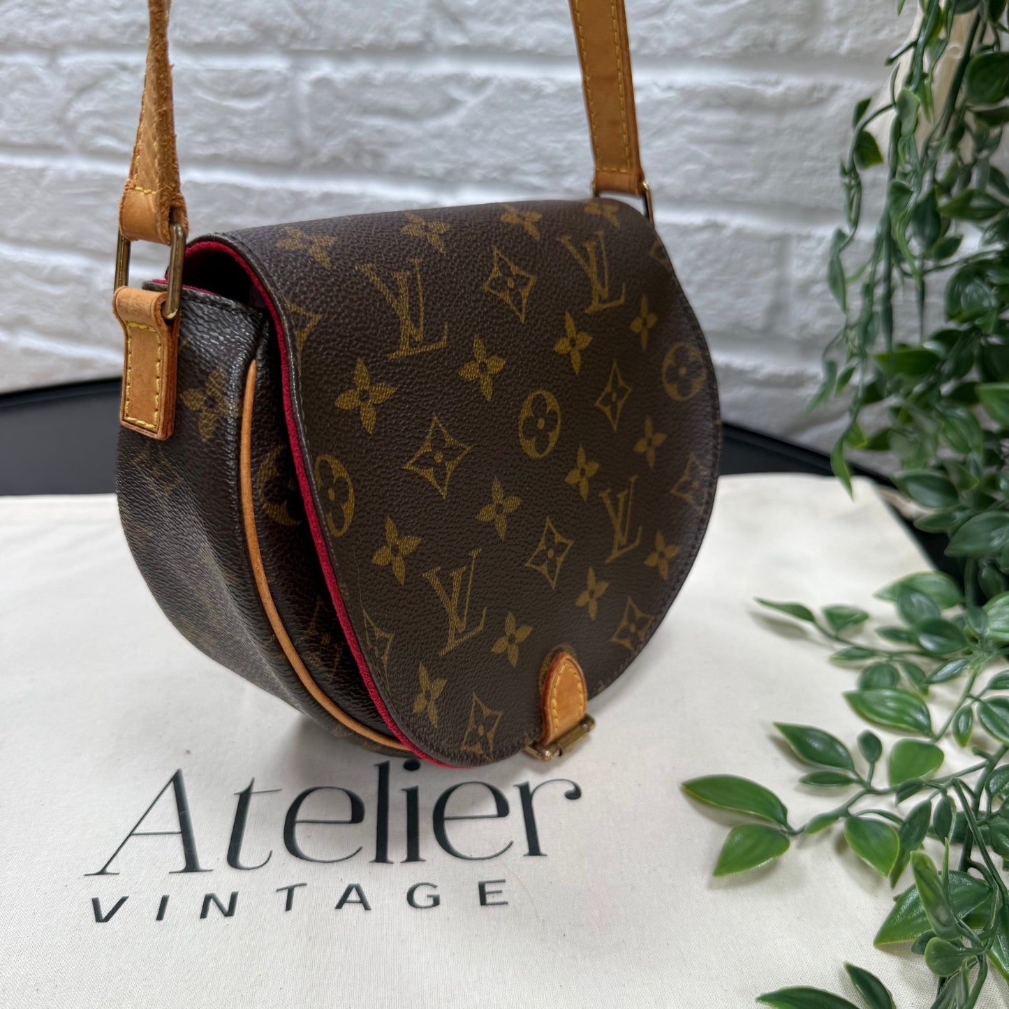 Louis Vuitton 2004 Louis Vuitton Tambourin cross body