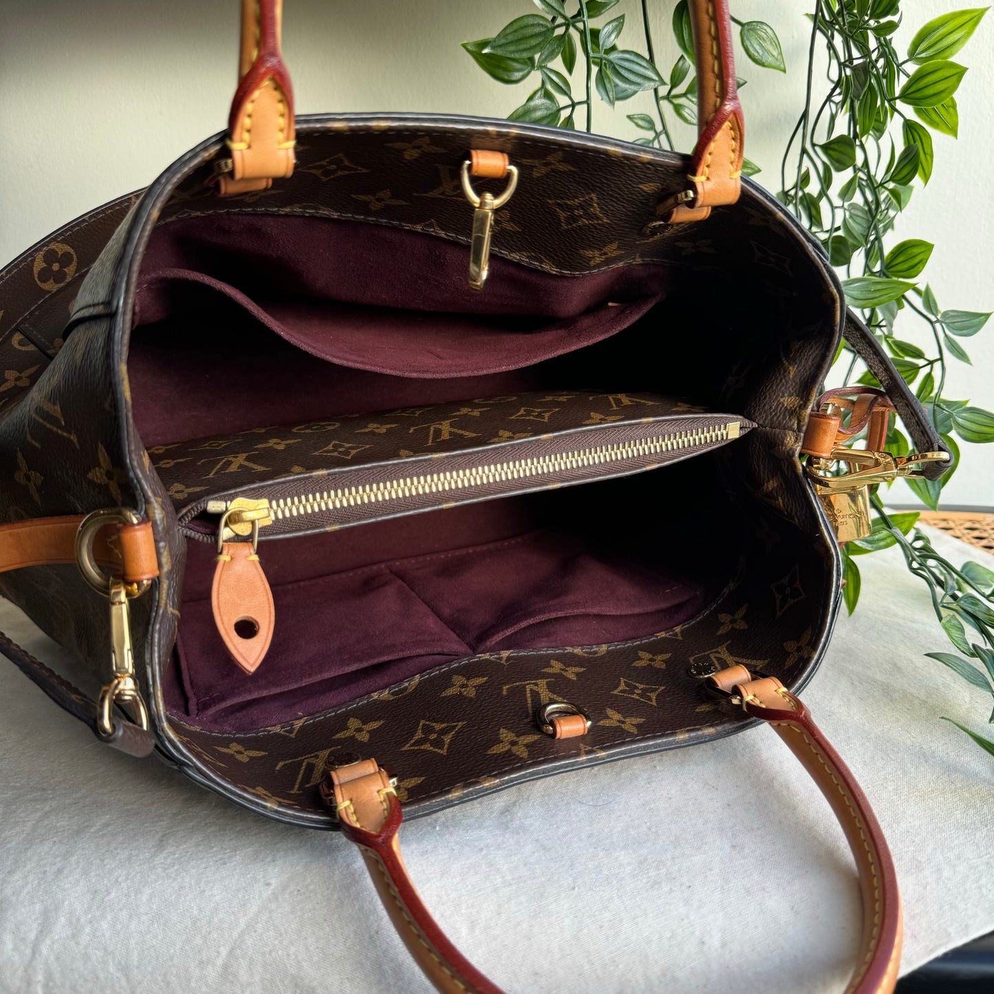 Louis Vuitton 2019 Montaigne MM