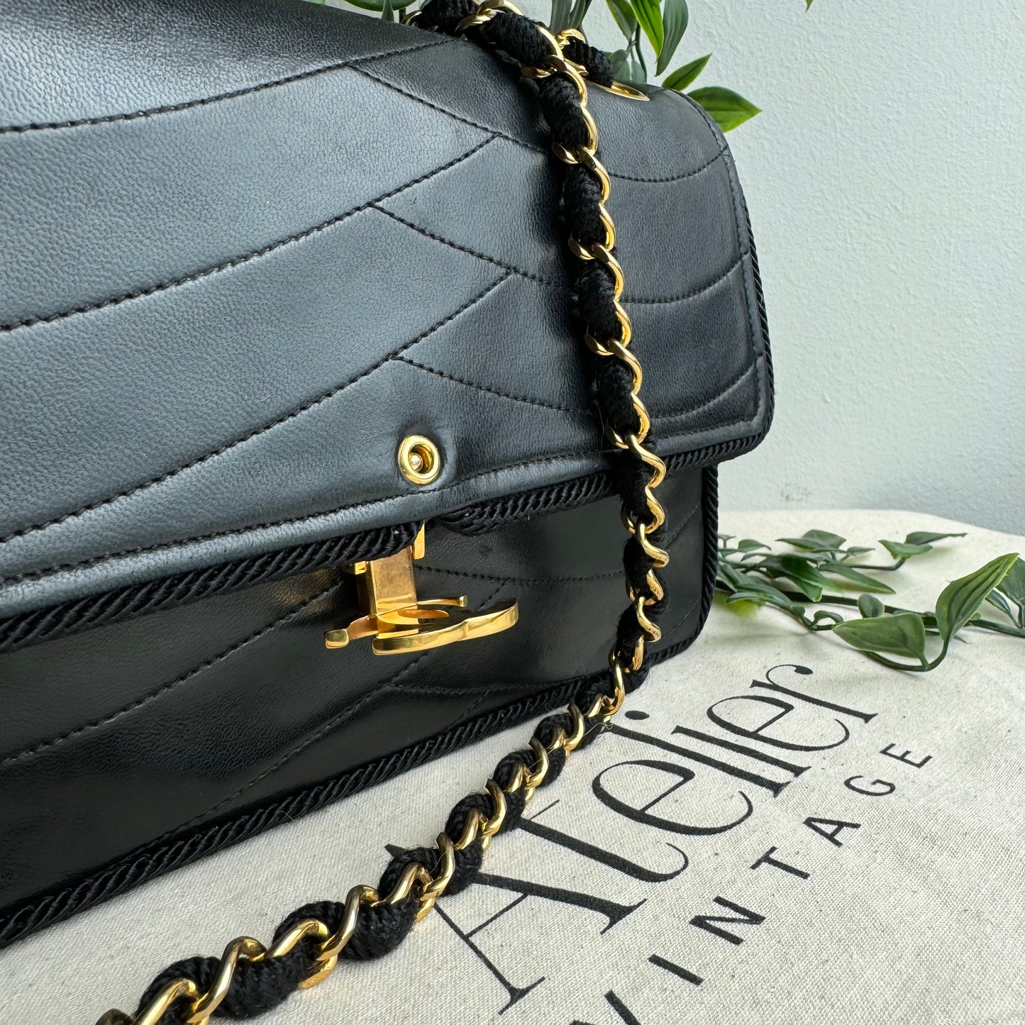 Chanel Early 1980s CC Clasp Wave Single Flap