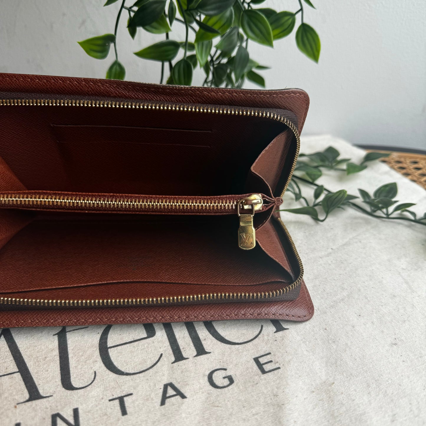 Louis Vuitton Zip Around Long Purse