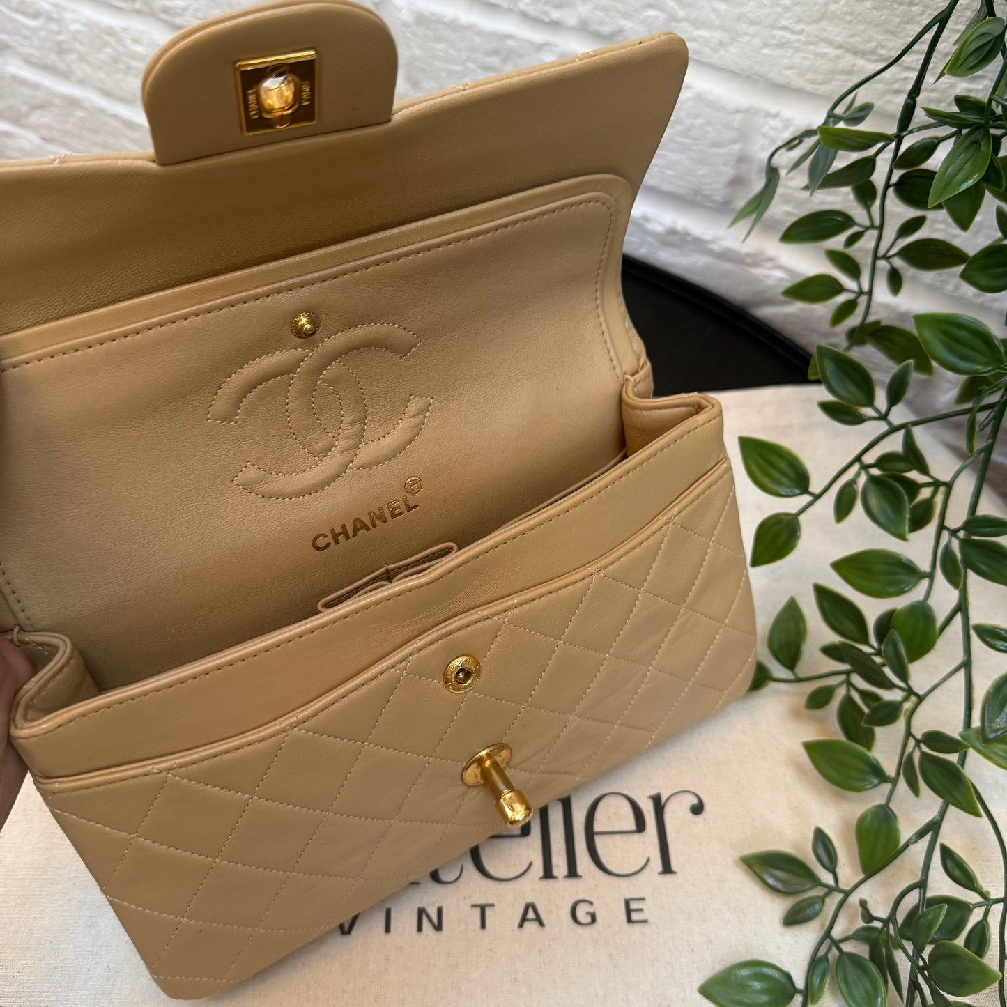 Chanel 1989 classic double flap small in dark beige