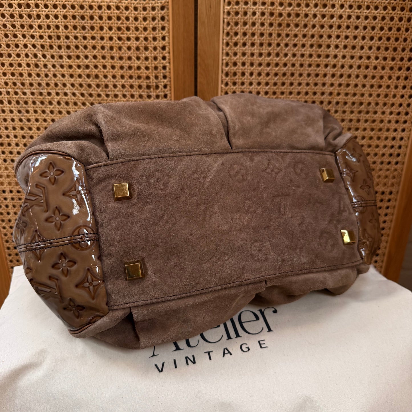 Louis Vuitton 2009 Limited Edition Suede & Vernis Iris Tote