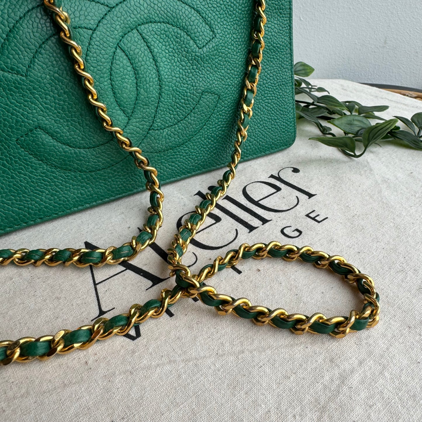 Chanel late 1980s Emerald Caviar Leather Wallet on Chain