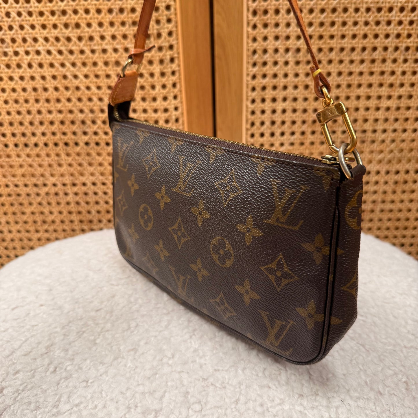 Louis Vuitton 2000 Pochette Accesssoires