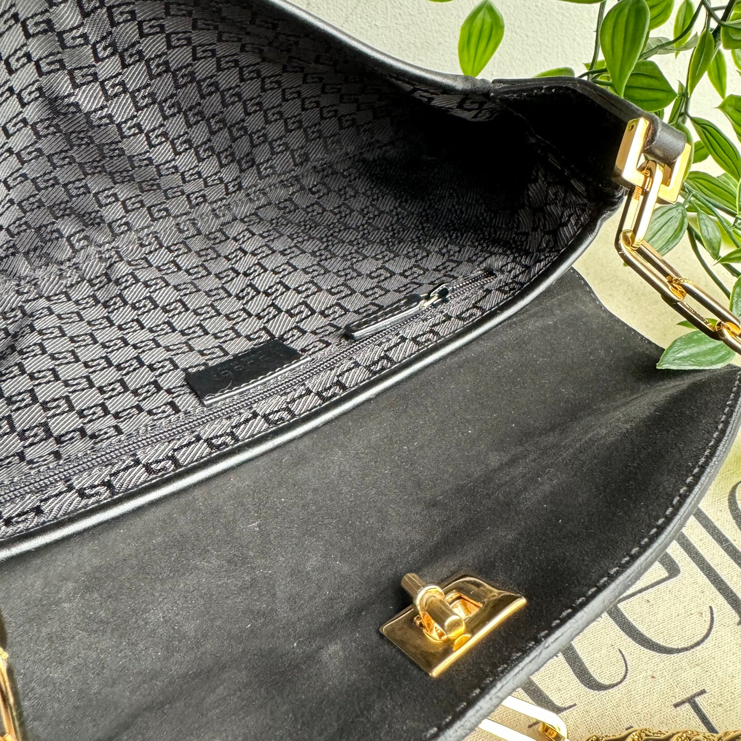 Gucci Rare 2000 x Tom Ford Tiger Head Bag