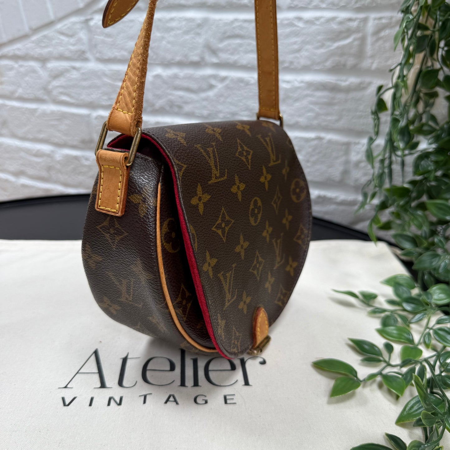 Louis Vuitton 2004 Louis Vuitton Tambourin cross body