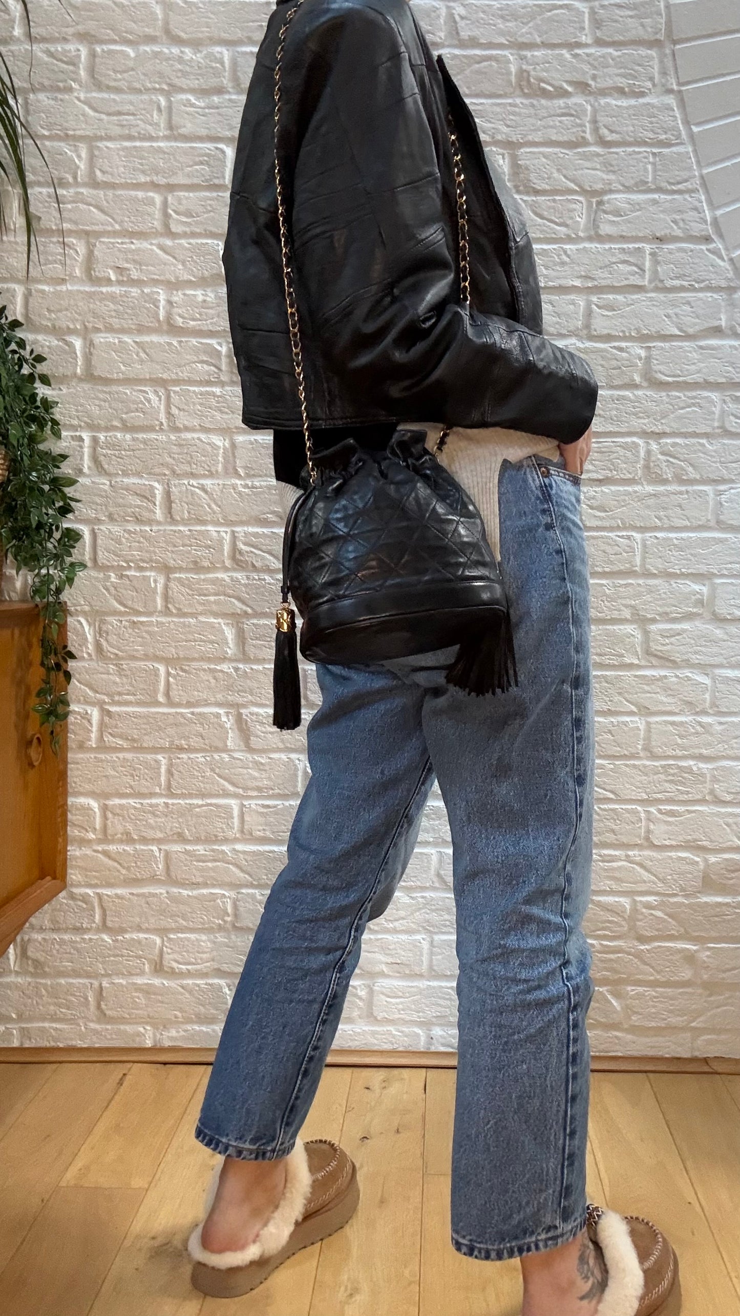 1997 Lambskin Double Tassel Bucket Bag