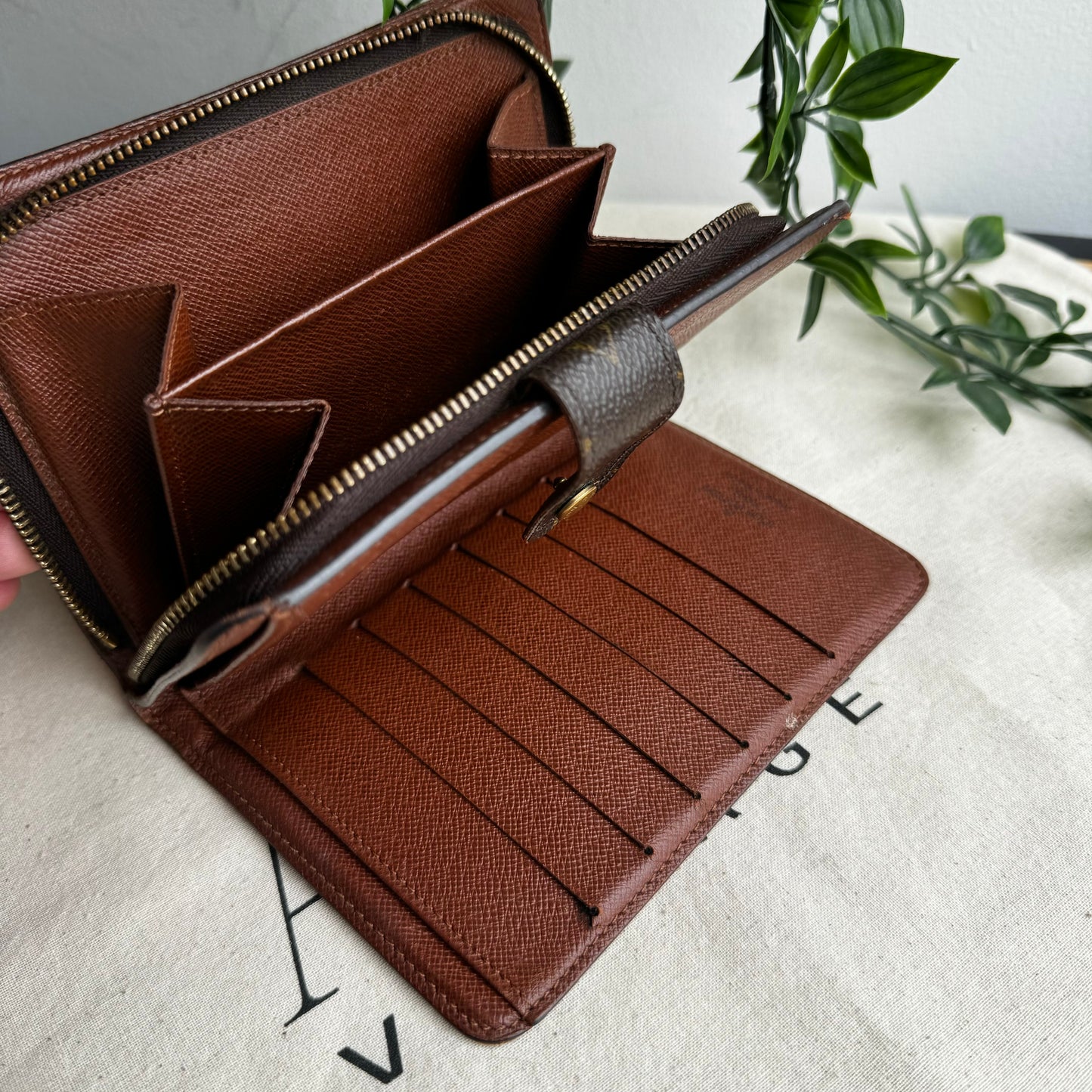 Louis Vuitton 1996 Porte Papier Zip Purse