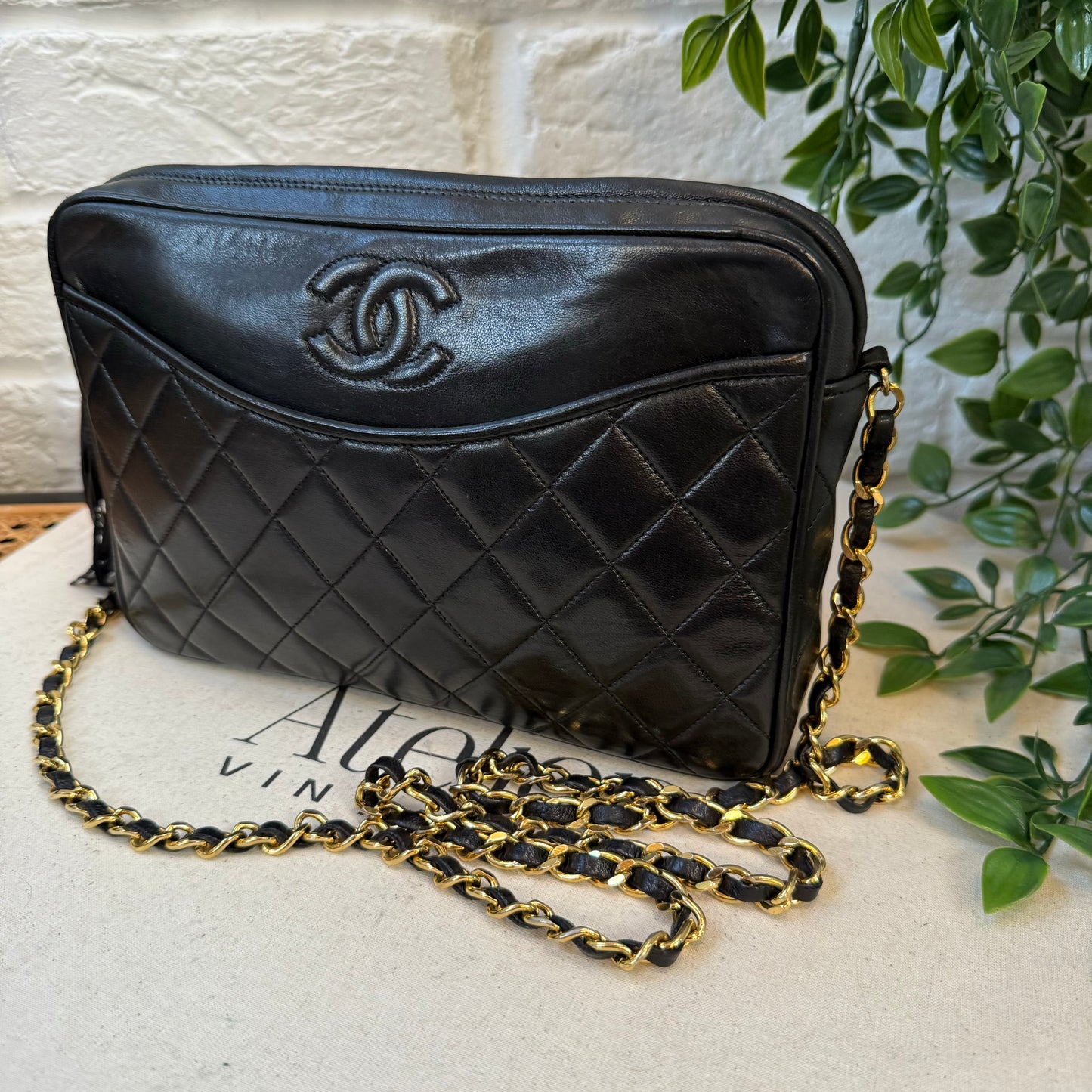 Chanel 1989 CC Quilted Vintage Tassel Camera Bag
