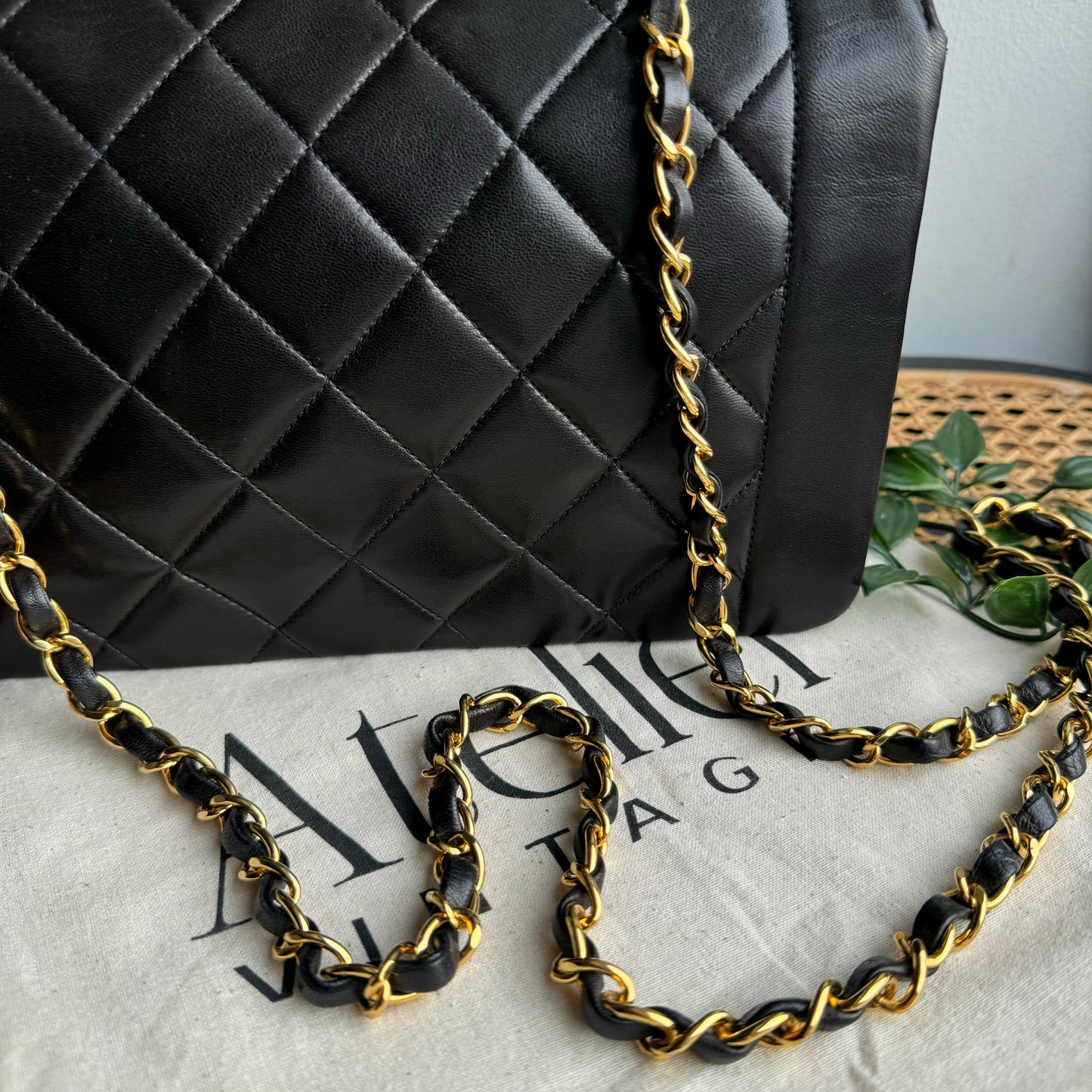 Chanel 1991 Vintage Classic Medium Diana