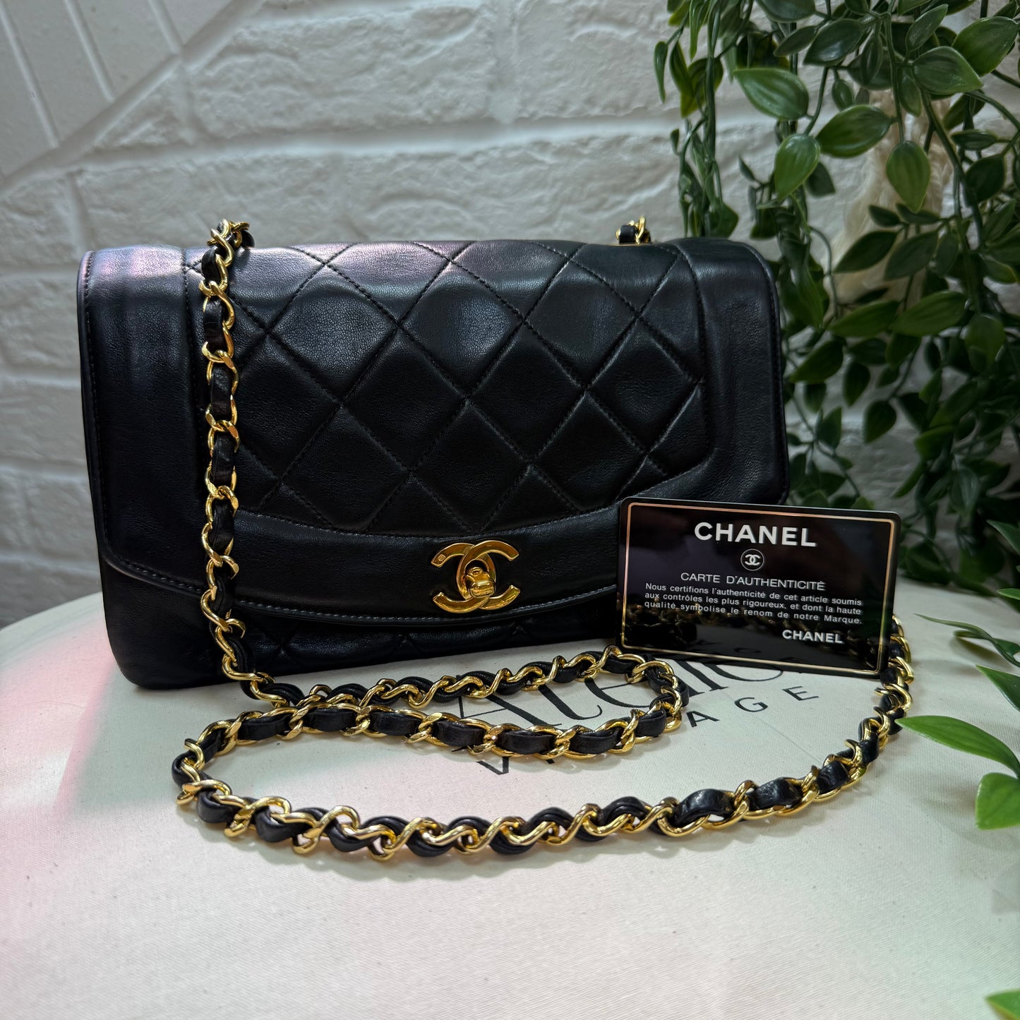 Chanel 1991 Vintage Classic Diana Small