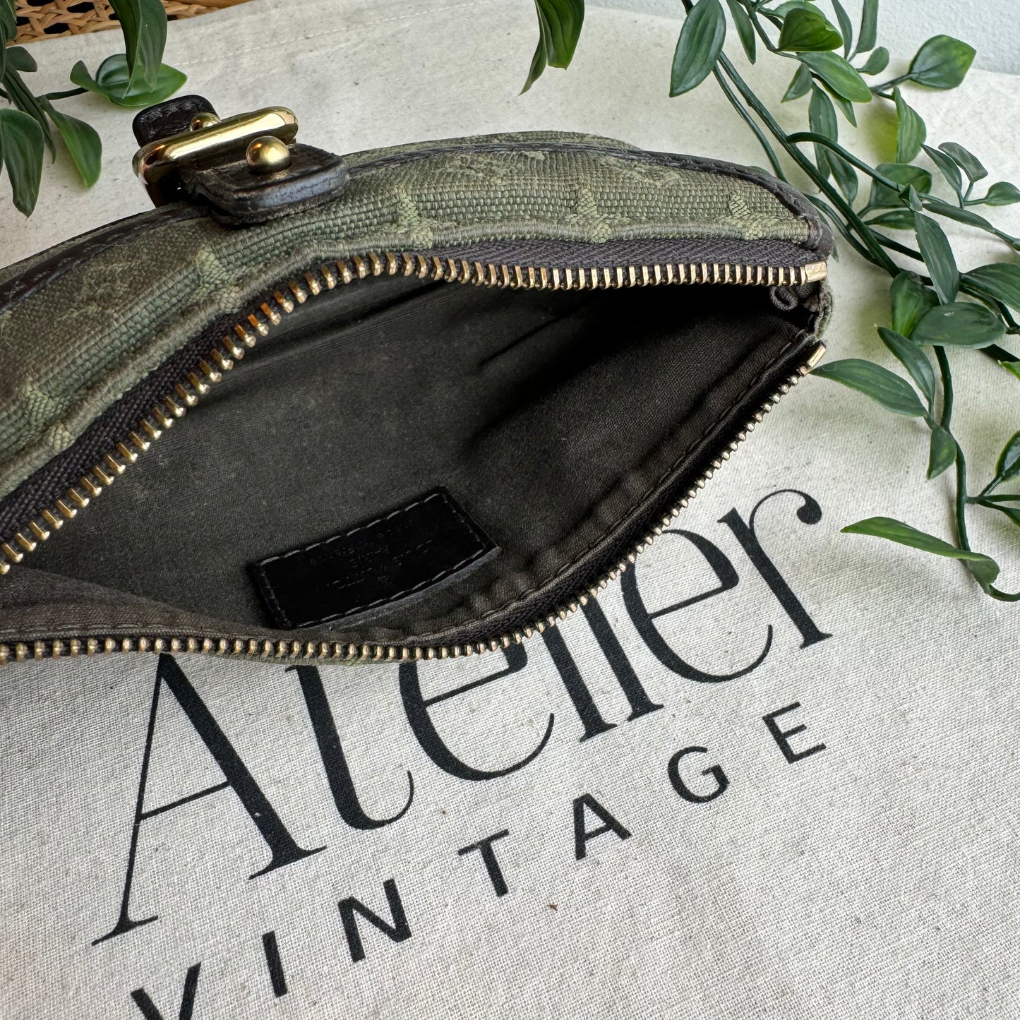 Louis Vuitton 2003 Ann Sophie Pouch