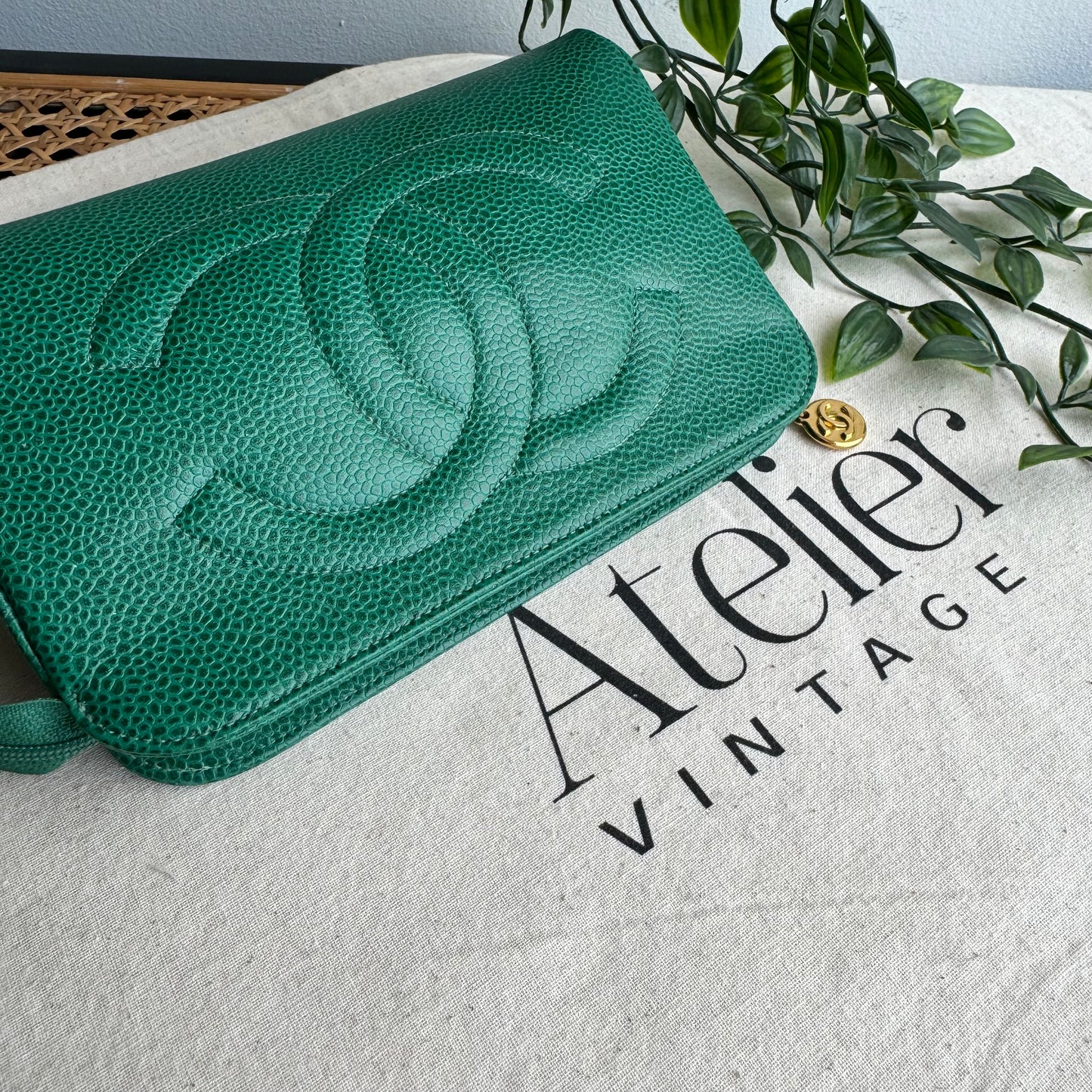 Chanel 1994 Emerald CC Caviar Pouch