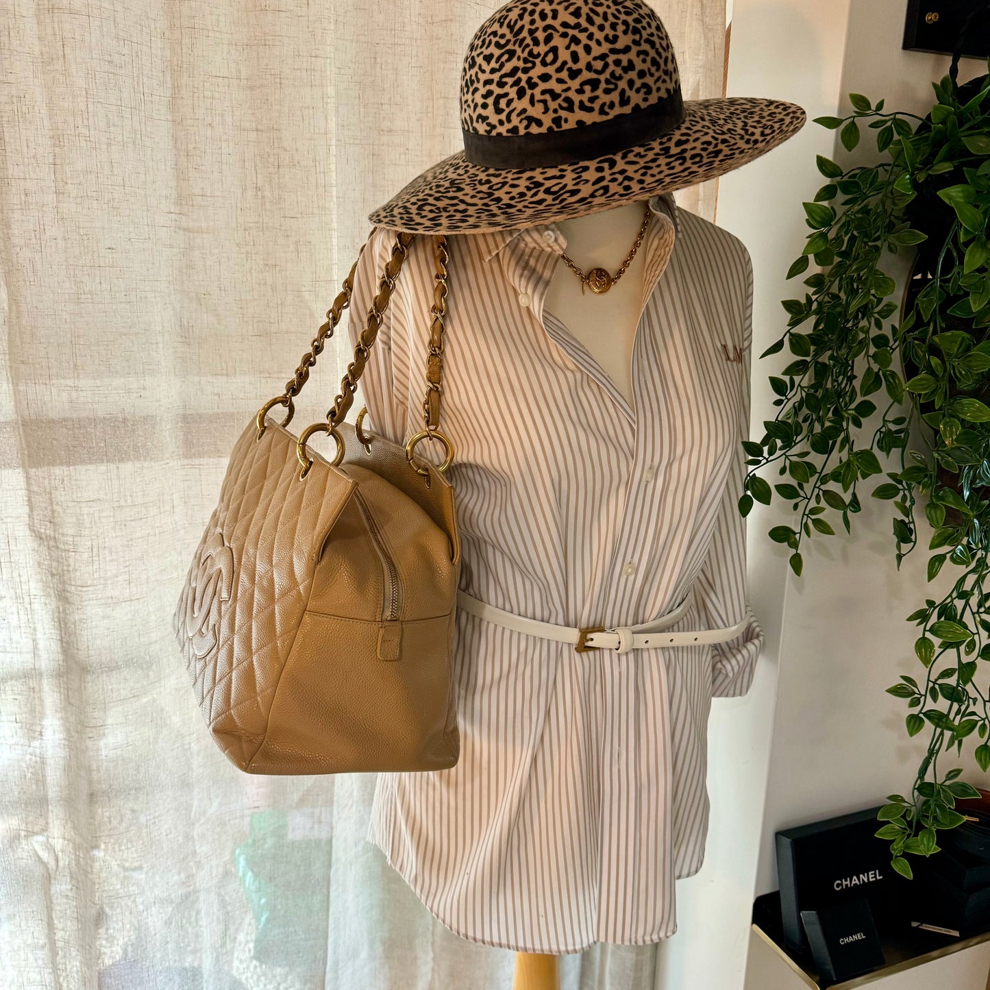 Chanel 2002 Beige Caviar Grande Timeless Tote