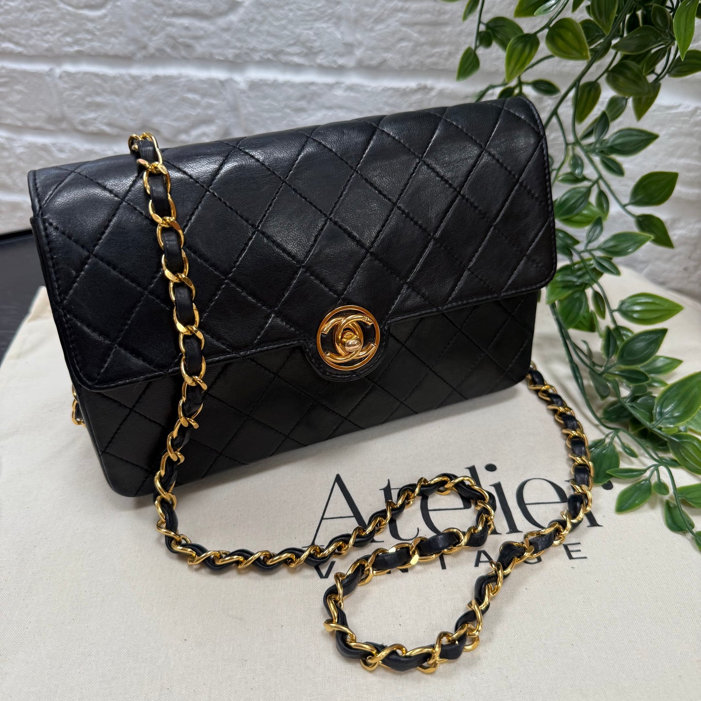 Chanel 1991 Circle CC Clasp Single Flap