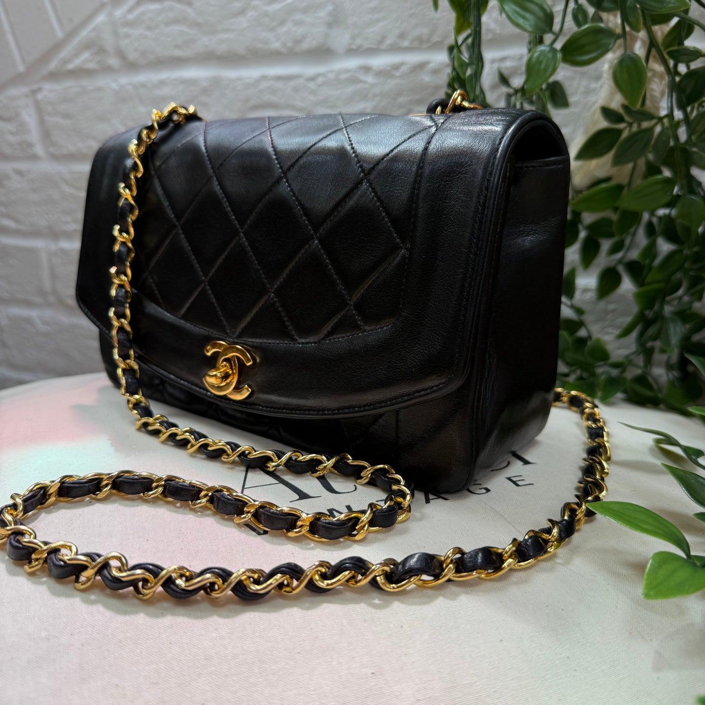 Chanel 1991 Vintage Classic Diana Small