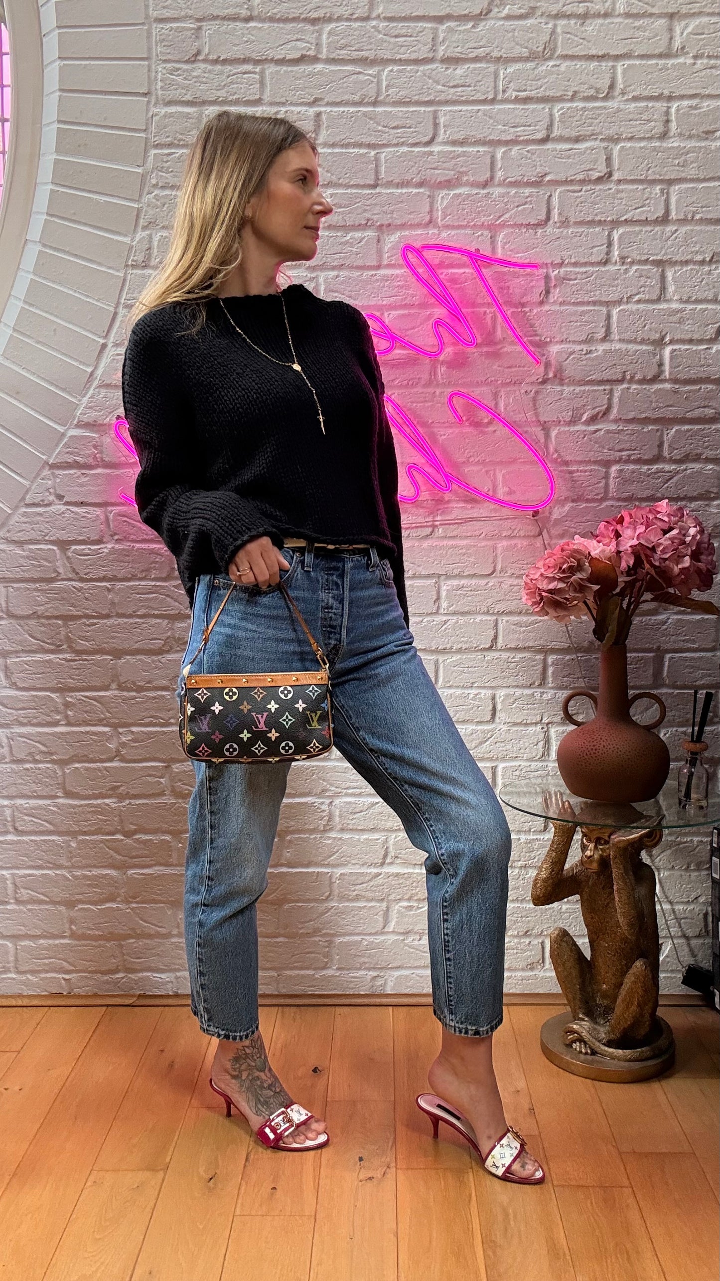 Louis Vuitton 2003 Original Murakami Black Pochette Accessoires