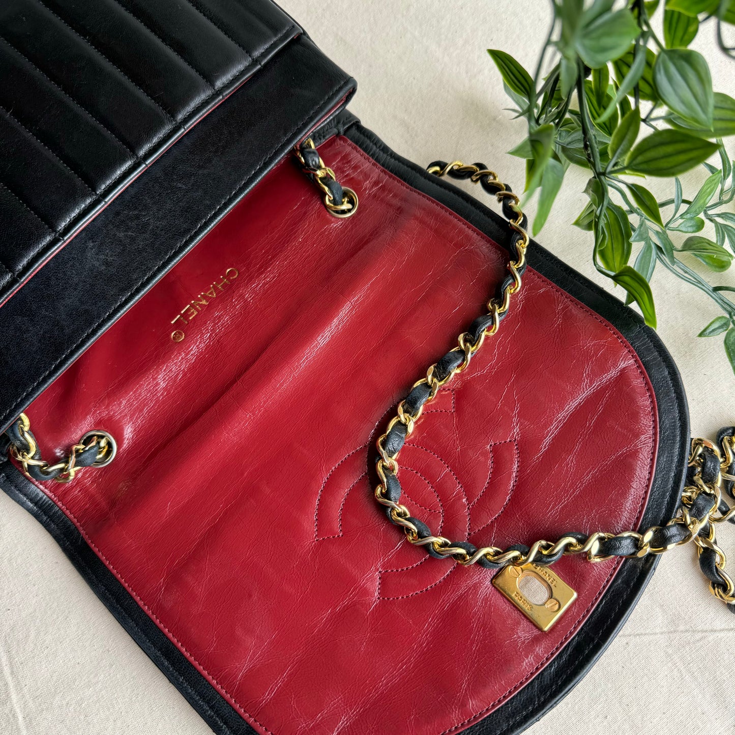 Chanel 1980s Vintage Quilted Single Flap