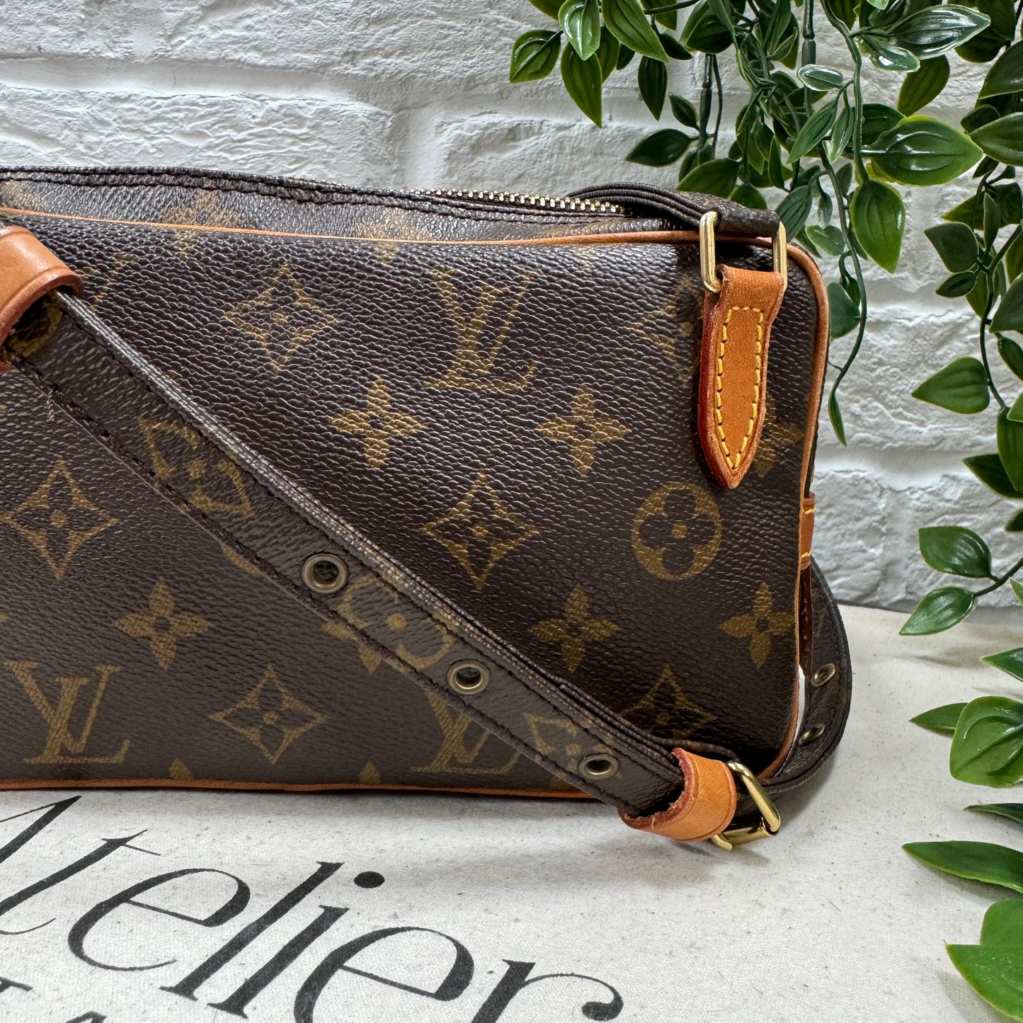 Louis Vuitton 1996 Pochette Marly Bandouliere