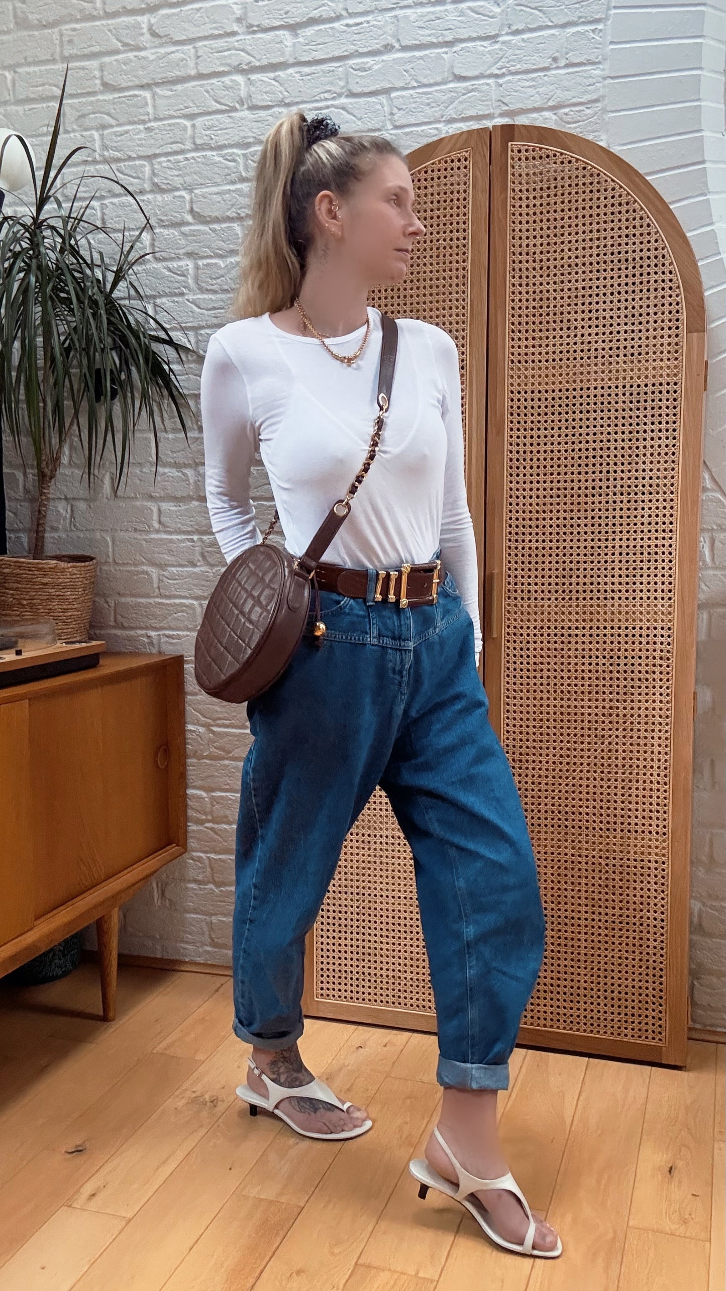 Chanel 1991 chocolate Caviar Quilted Circle Cross Body