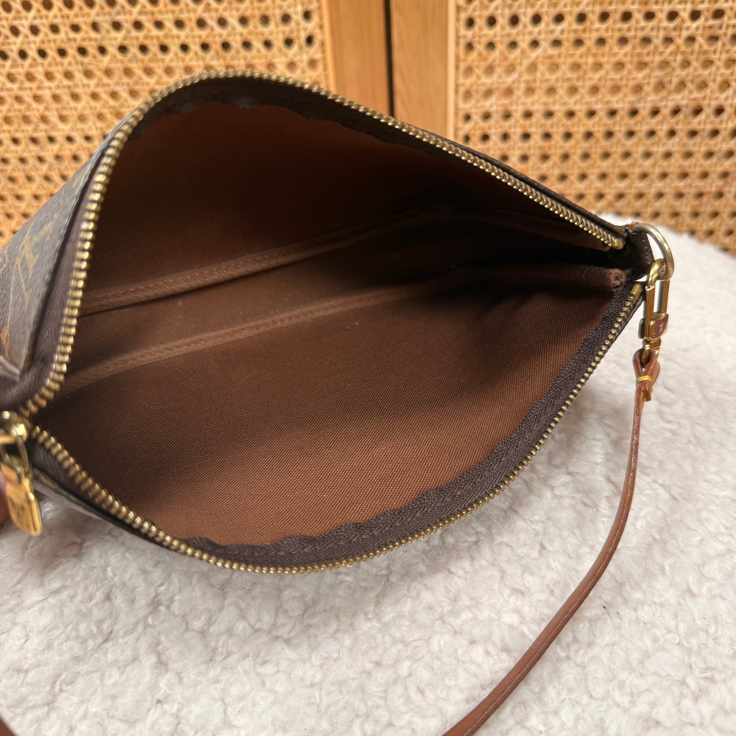Louis Vuitton 2000 Pochette Accesssoires