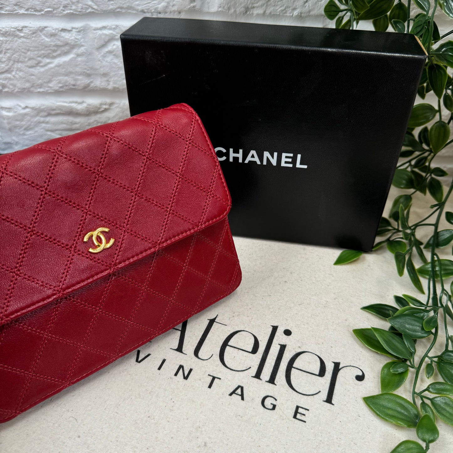 Chanel 1986 Red Diamond Stitch Clutch - Boxed