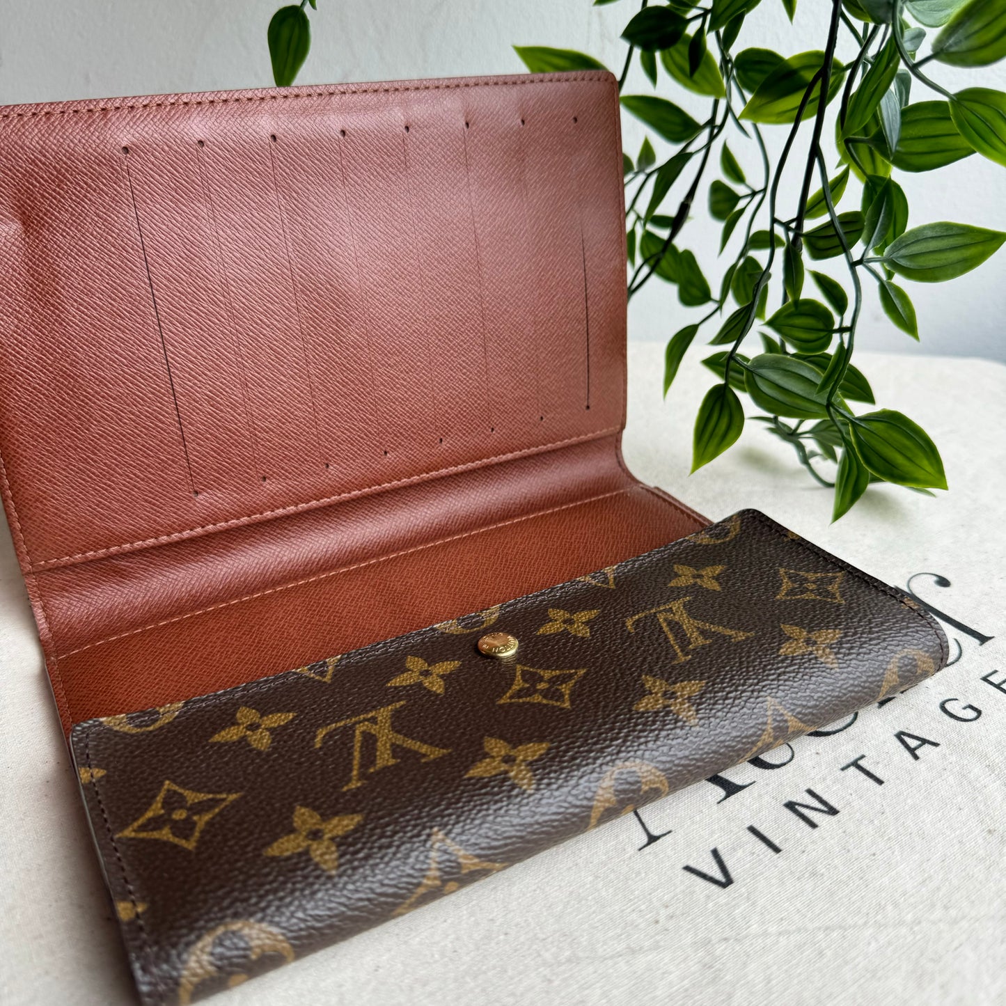 Louis Vuitton 2007 International Etui Papier Wallet